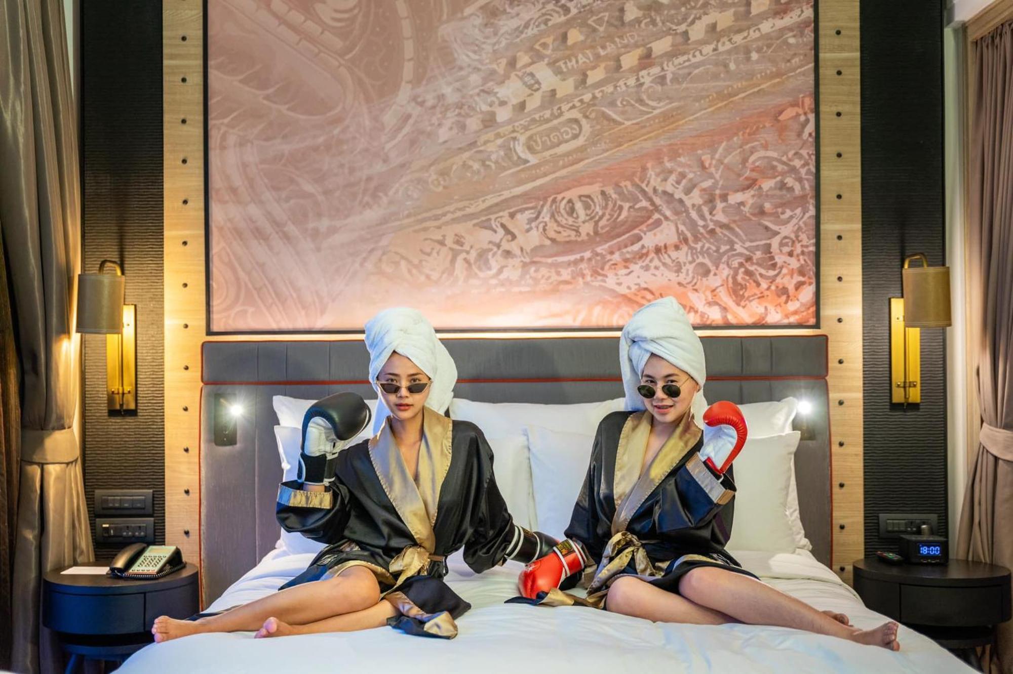 Hotel Indigo Phuket Patong By Ihg المظهر الخارجي الصورة The Twins