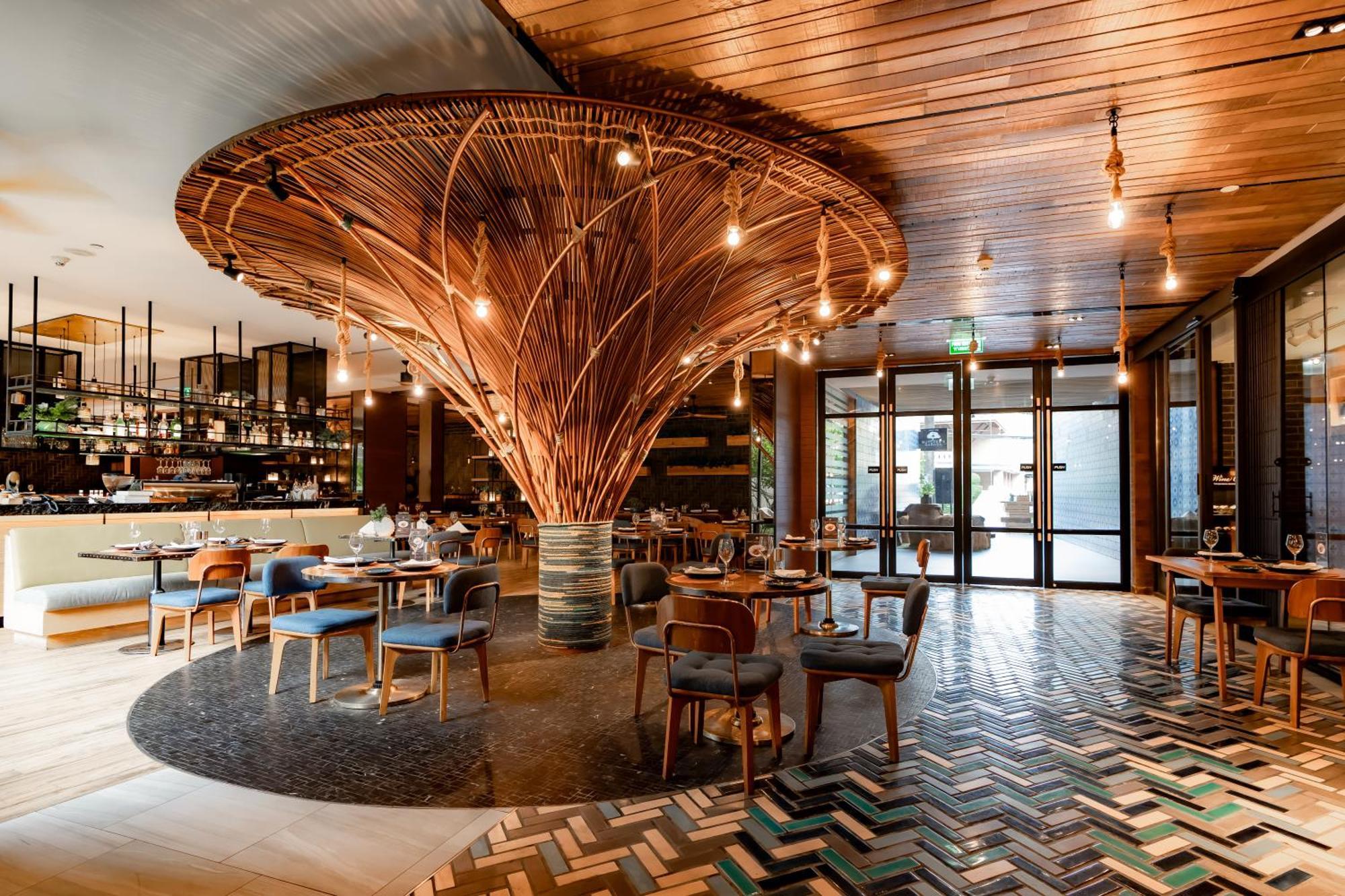 Hotel Indigo Phuket Patong By Ihg المظهر الخارجي الصورة The restaurant at The Standard East Village